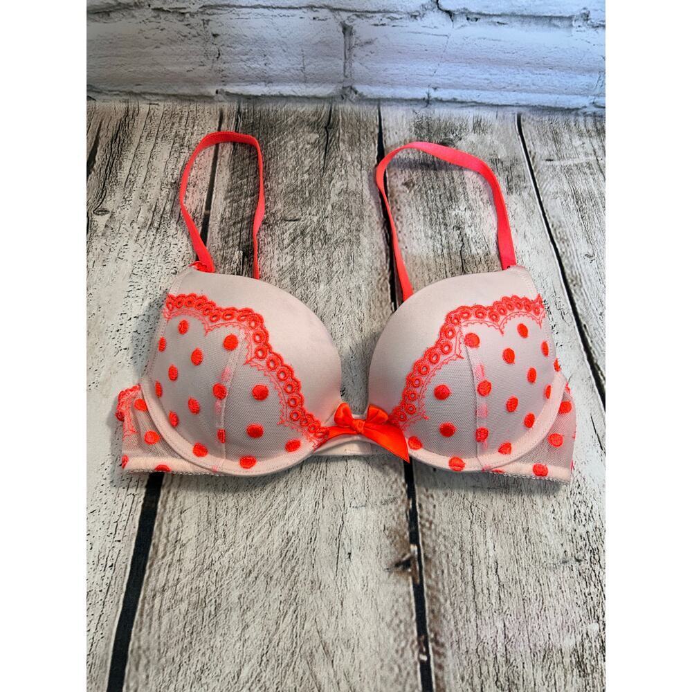 VICTORIA’S SECRET Women’s Very Sexy Polka Dot Push Up Bra / Size: 32B